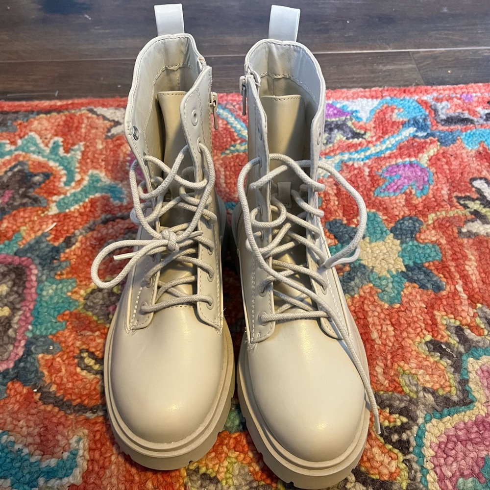 NWOT Cream Combat Boots